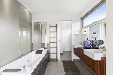 Bilsons Landing East - Kingaroy Accommodation 6