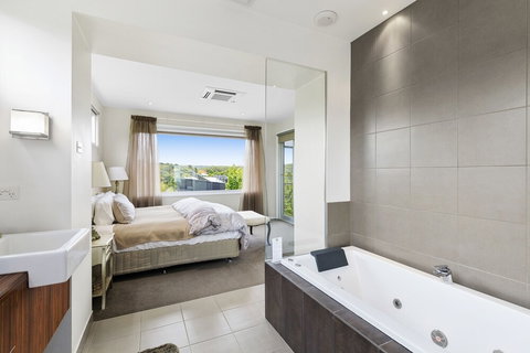 Bilsons Landing East - Kingaroy Accommodation 3