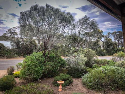 Samphire Beach House - Kingaroy Accommodation 4