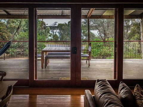 Samphire Beach House - Kingaroy Accommodation 6