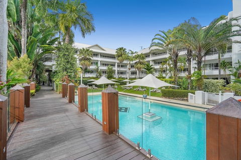 Poolside Apt In Alamanda Beachfront Resort 41 - Kingaroy Accommodation 1
