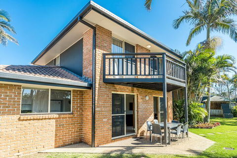 Bayside Court Apartments - Kingaroy Accommodation 4