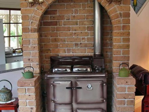 Mount Roland Country Lodge - Kingaroy Accommodation 0