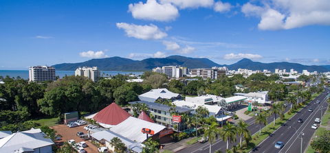 Cairns Holiday Lodge - Kingaroy Accommodation 2