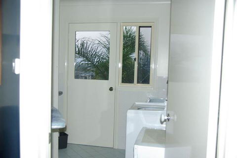 Captain's Quarters - Kingaroy Accommodation 4