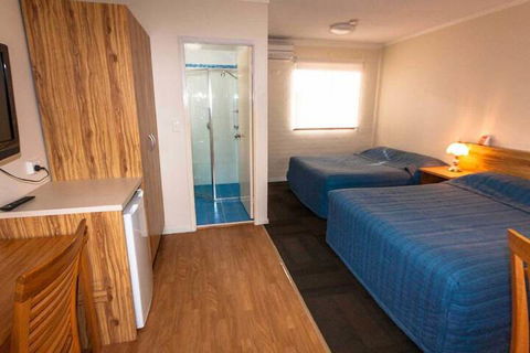 Bay Executive Motel - Kingaroy Accommodation 5