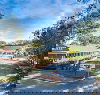 Commercial Golf Resort - Kingaroy Accommodation