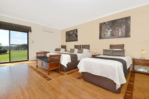 Sensational Heights Bed & Breakfast - Kingaroy Accommodation 6