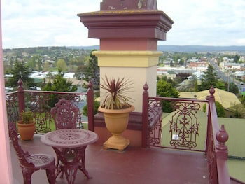 Historic Stannum House - Kingaroy Accommodation 3
