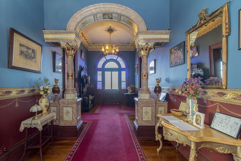 Historic Stannum House - Kingaroy Accommodation 4