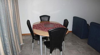 Cervantes Holiday Homes - Kingaroy Accommodation 6