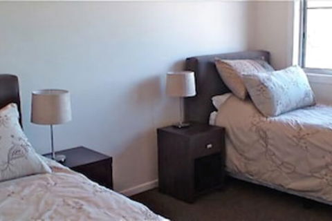 Curlew Retreat - Kingaroy Accommodation 4