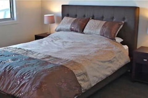 Curlew Retreat - Kingaroy Accommodation 7