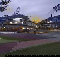 Grand Tasman Hotel - Kingaroy Accommodation