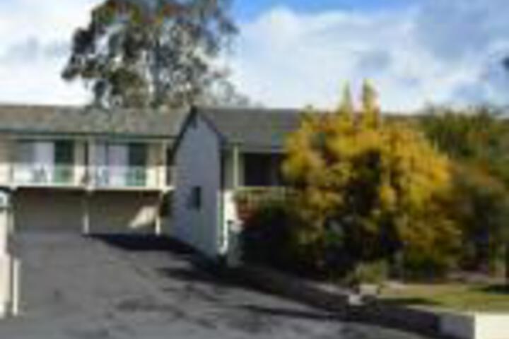 Cardiff WA Kingaroy Accommodation