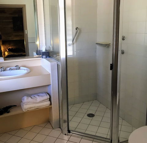 Cottonwood Lodge - Kingaroy Accommodation 6