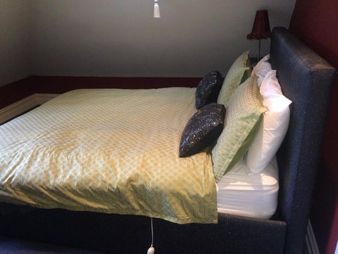 Tyneside Gatehouse - Kingaroy Accommodation 3