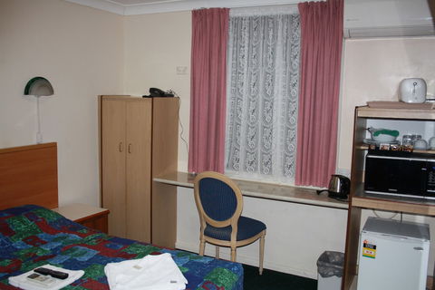 Linwood Lodge Motel - Kingaroy Accommodation 6