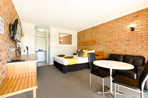 Statesman Motor Inn - Kingaroy Accommodation 6