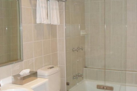 Carlyle Suites & Apartments - Kingaroy Accommodation 5