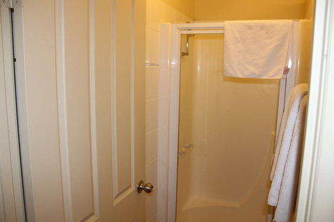 Nireeda Apartments Geelong - Kingaroy Accommodation 6