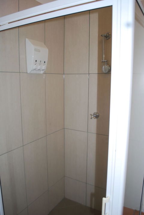 Rainforest Motel - Kingaroy Accommodation 3