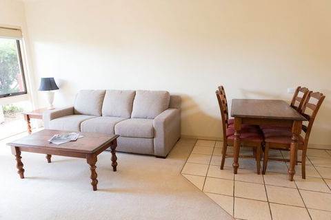 Ballarat Colonial Motor Inn & Apartments - Kingaroy Accommodation 4