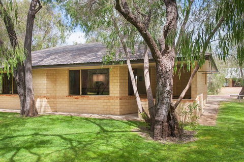 Siesta Park Holiday Resort - Kingaroy Accommodation 1