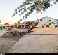 Jacaranda Place Motor Inn - Kingaroy Accommodation