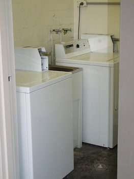 Cambridge Lodge - Hostel - Kingaroy Accommodation 2