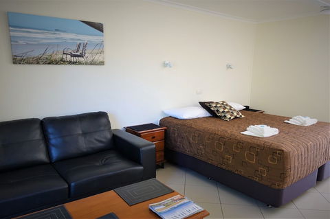 Pacific Palms Motor Inn - Kingaroy Accommodation 3
