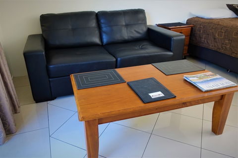 Pacific Palms Motor Inn - Kingaroy Accommodation 6