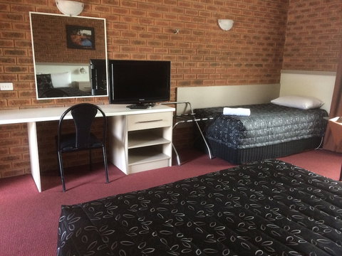 Glider City Motel Benalla - Kingaroy Accommodation 3
