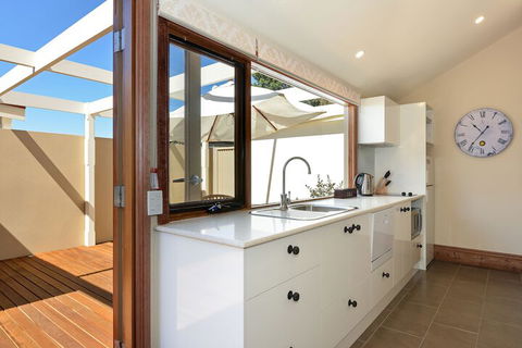 Trafalgar Premium Vintage Suites - Kingaroy Accommodation 6