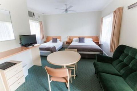 Jasmine Lodge Motel - Kingaroy Accommodation 4