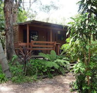 Samurai Beach Bungalows Port Stephens YHA - Kingaroy Accommodation