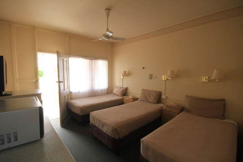 Aromet Motor Inn - Kingaroy Accommodation 7