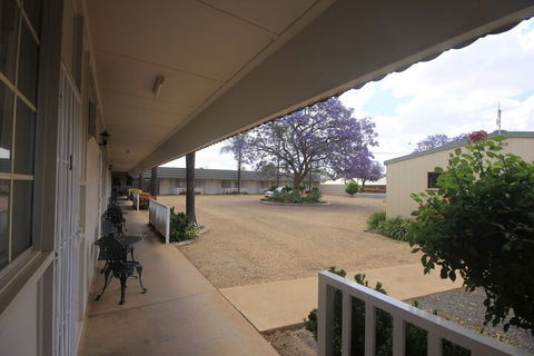 Aromet Motor Inn - Kingaroy Accommodation 1
