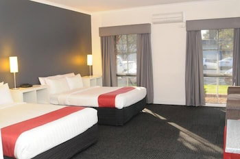 Caledonian Hotel Motel - Kingaroy Accommodation 2