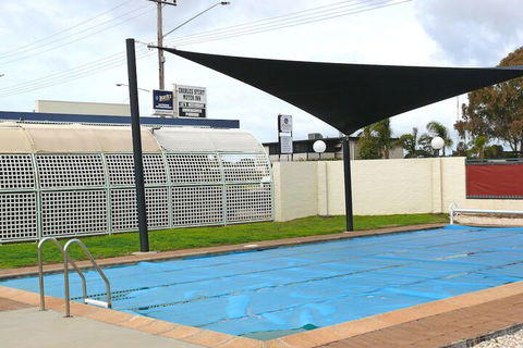 Charles Sturt Motor Inn West Wyalong - Kingaroy Accommodation 6