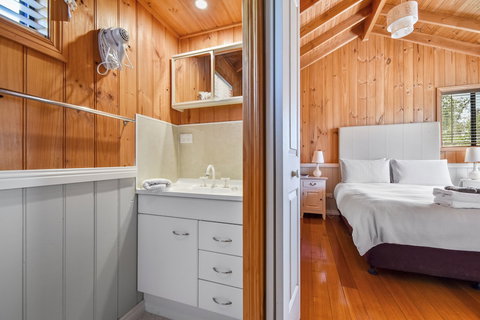 Hazelcreek Cottages - Kingaroy Accommodation 5