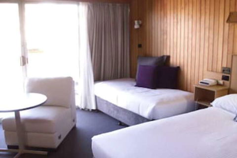 Court Street Motel - Kingaroy Accommodation 3