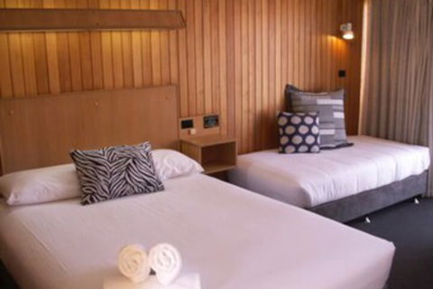 Court Street Motel - Kingaroy Accommodation 0
