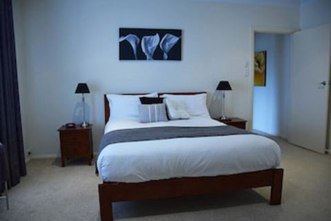 Cole House Apartments - Kingaroy Accommodation 0