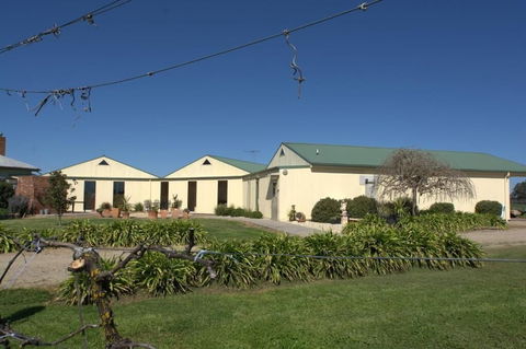 Milawa Muscat Retreat B&B - Kingaroy Accommodation 1