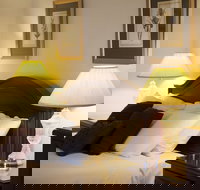 Cobb  Co Court Boutique Hotel - Kingaroy Accommodation