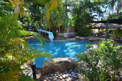 Raintrees On Moffat Beach - Kingaroy Accommodation 3
