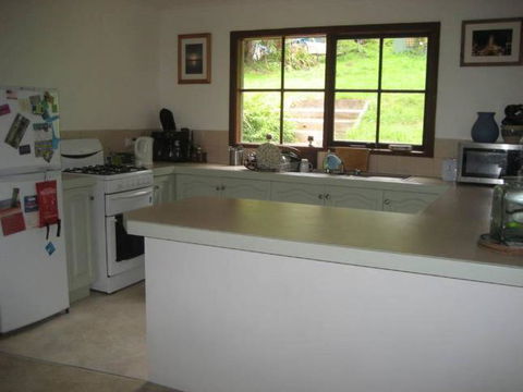 Warburton Holiday House - Kingaroy Accommodation 5