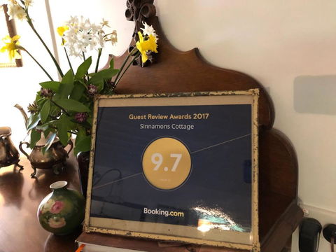 Sinnamons Cottage - Kingaroy Accommodation 3