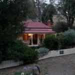 Sinnamons Cottage - Kingaroy Accommodation 0